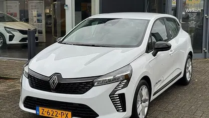 Occasion 2024 Renault Clio V Evolution Hatchback | € 17.945 (Eerlijke prijs)