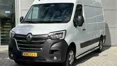 Wit Gebruikt 2023 Renault Master Van | € 24.557 (Super prijs)