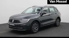 Grijs Gebruikt 2022 VW Tiguan Pro SUV | € 29.900 (Super prijs)