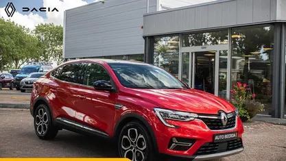 Rood Gebruikt 2023 Renault Arkana Techno SUV | € 25.885 (Eerlijke prijs)