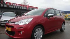 Rood Gebruikt 2015 Citroën C3 PureTech Hatchback | € 4.995 (Eerlijke prijs)
