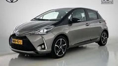 Grijs Gebruikt 2018 Toyota Yaris Hybrid Limited Hatchback | € 17.945 (Eerlijke prijs)