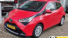Gebruikt 2019 Toyota Aygo X-play Hatchback | € 9.745 (Eerlijke prijs)