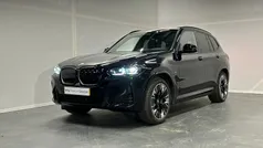 Zwart, metallic lak Gebruikt 2023 BMW iX3 Executive SUV | € 48.880 (Eerlijke prijs)