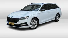 Wit Gebruikt 2023 Skoda Octavia Business Line Stationwagen | € 27.450 (Eerlijke prijs)