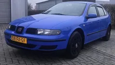Blauw Gebruikt 2000 Seat Leon Stella Hatchback | € 1.499 (Eerlijke prijs)