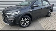 Gebruikt 2022 Dacia Sandero Comfort Hatchback | € 15.940 (Eerlijke prijs)