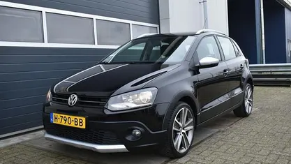 Occasion VW Polo Cross Highline 105 PK (77 kW) 2011 Zwart Hatchback