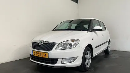 Occasion 2012 Skoda Fabia Ambition Hatchback | € 4.449 (Eerlijke prijs)