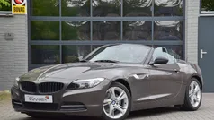 Bruin, metallic lak Gebruikt 2010 BMW Z4 Executive Cabriolet | € 19.950 (Eerlijke prijs)