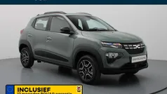 Groen, metallic lak Gebruikt 2023 Dacia Spring Essentiel Hatchback | € 14.990 (Eerlijke prijs)
