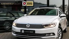 Wit Gebruikt 2019 VW Passat Highline Stationwagen | € 20.900 (Eerlijke prijs)