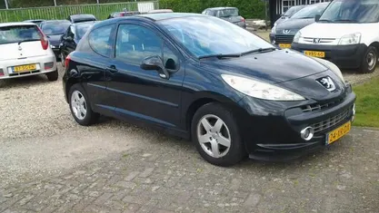 Occasion 2007 Peugeot 207 Hatchback | € 2.249 (Eerlijke prijs)
