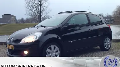 Occasion 2007 Renault Clio II Expression Hatchback | € 1.850 (Eerlijke prijs)