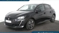 Zwart Gebruikt 2021 Peugeot 208 Allure Hatchback | € 15.850 (Goede deal)