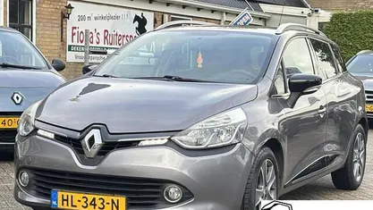 Occasion Renault Clio GrandTour Night&Day 90 PK (66 kW) 2015 Grijs Stationwagen