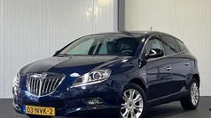 Blauw Gebruikt 2009 Lancia Delta Hatchback | € 6.445 (Eerlijke prijs)