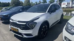 Wit, metallic lak Gebruikt 2023 Kia Sportage GT-Line SUV | € 42.445 (Eerlijke prijs)