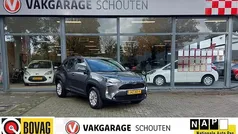Gebruikt 2023 Toyota Yaris Cross Business Edition SUV | € 25.950 (Eerlijke prijs)