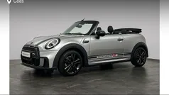 Grijs Gebruikt 2024 Mini Cooper Cabriolet Comfort Cabriolet | € 36.880 (Eerlijke prijs)