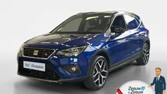 Mystery blue met zwart dak Gebruikt 2020 Seat Arona Business SUV | € 17.940 (Eerlijke prijs)