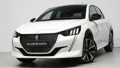 Wit Gebruikt 2021 Peugeot 208 GT Hatchback | € 19.945 (Eerlijke prijs)