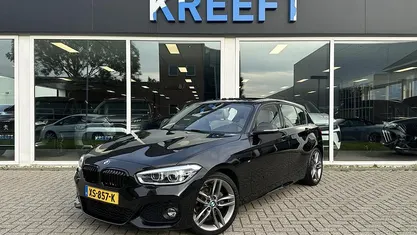 Zwart Gebruikt 2019 BMW 118 Executive Hatchback | € 19.950 (Eerlijke prijs)