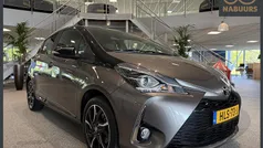 Grijs Gebruikt 2018 Toyota Yaris Executive Hatchback | € 15.950 (Eerlijke prijs)