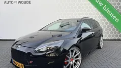 Zwart Gebruikt 2014 Ford Focus ST Stationwagen | € 12.950 (Eerlijke prijs)