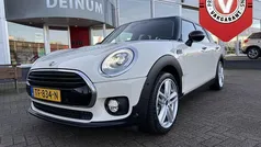 Wit (mat) Gebruikt 2016 Mini Cooper Clubman Business Stationwagen | € 16.900 (Eerlijke prijs)