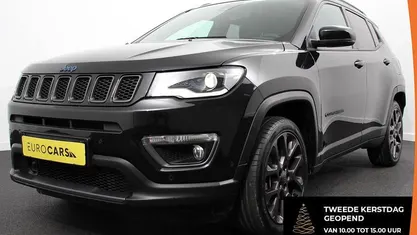 Zwart Gebruikt 2021 Jeep Compass SUV | € 24.890 (Eerlijke prijs)
