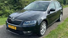 Zwart Gebruikt 2013 Skoda Octavia Business Line Stationwagen | € 4.999 (Eerlijke prijs)