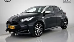 Zwart Gebruikt 2020 Toyota Yaris Executive Hatchback | € 21.450 (Eerlijke prijs)