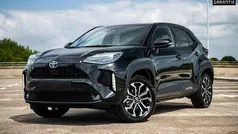 Zwart Gebruikt 2023 Toyota Yaris Cross Team SUV | € 27.845 (Eerlijke prijs)