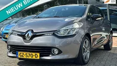 Grijs Gebruikt 2015 Renault Clio IV Night&Day Hatchback | € 6.945 (Eerlijke prijs)