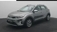 Gebruikt 2024 Kia Stonic SUV | € 25.440 (Eerlijke prijs)