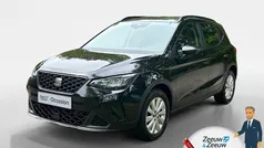 Zwart Gebruikt 2023 Seat Arona SUV | € 17.435 (Goede deal)