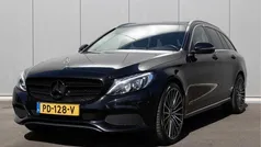 Zwart Gebruikt 2017 Mercedes 180 Premium Plus Sedan | € 19.945 (Eerlijke prijs)