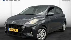 Grijs Gebruikt 2022 Hyundai i10 Comfort Hatchback | € 13.945 (Eerlijke prijs)