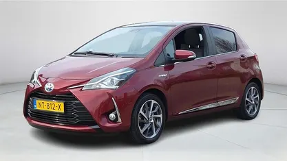 Occasion 2017 Toyota Yaris Premium Hatchback | € 16.750 (Eerlijke prijs)