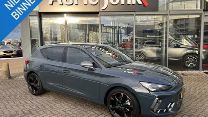 Occasion 2025 Cupra Leon Hatchback | € 33.439 (Eerlijke prijs)