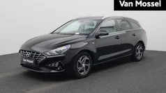 Zwart Gebruikt 2022 Hyundai i30 Comfort Stationwagen | € 19.945 (Goede deal)