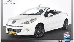 Wit, metallic lak Gebruikt 2013 Peugeot 207 CC Cabriolet | € 6.850 (Eerlijke prijs)