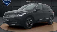 Zwart Gebruikt 2022 VW Tiguan Elegance SUV | € 33.950 (Eerlijke prijs)