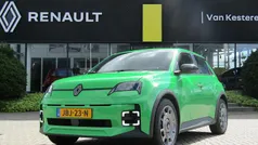 Gebruikt 2025 Renault R5 Urban Hatchback | € 26.240 (Eerlijke prijs)