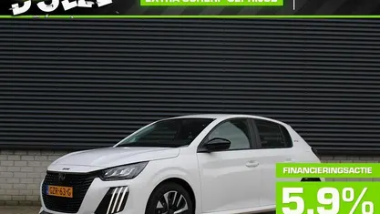 Wit Nieuw 2025 Peugeot 208 Style Hatchback | € 20.990 (Eerlijke prijs)