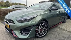 Groen Gebruikt 2022 Kia ProCeed 2 Hatchback | € 29.900 (Eerlijke prijs)