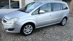 Grijs Gebruikt 2010 Opel Zafira Cosmo MPV | € 3.750 (Eerlijke prijs)