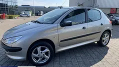 Grijs Gebruikt 2006 Peugeot 206 Hatchback | € 1.950 (Eerlijke prijs)