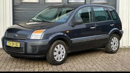 Grijs (metallic) Gebruikt 2008 Ford Fusion Cool & Sound Edition MPV | € 2.999 (Eerlijke prijs)